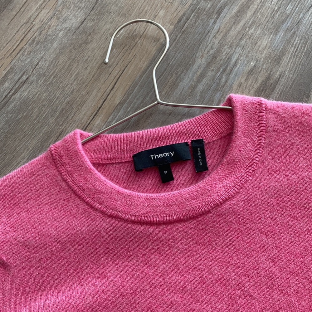 Pink cashmere top - Picture 2 of 3